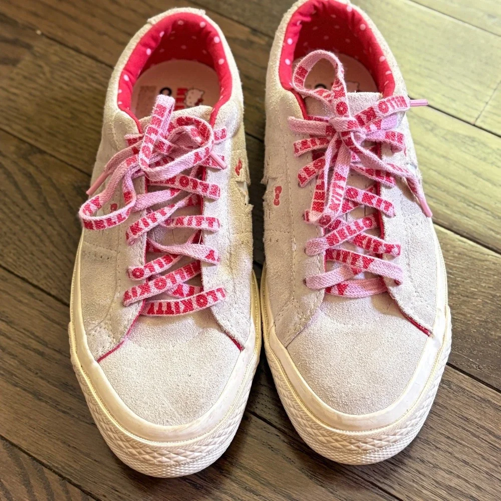Hello‎ Kitty Converse One Star Sneakers Women Sz 6.5 Gray Suede Pink Laces - Picture 2 of 12